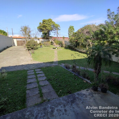 Terreno amplo possibilitando diversos investimento